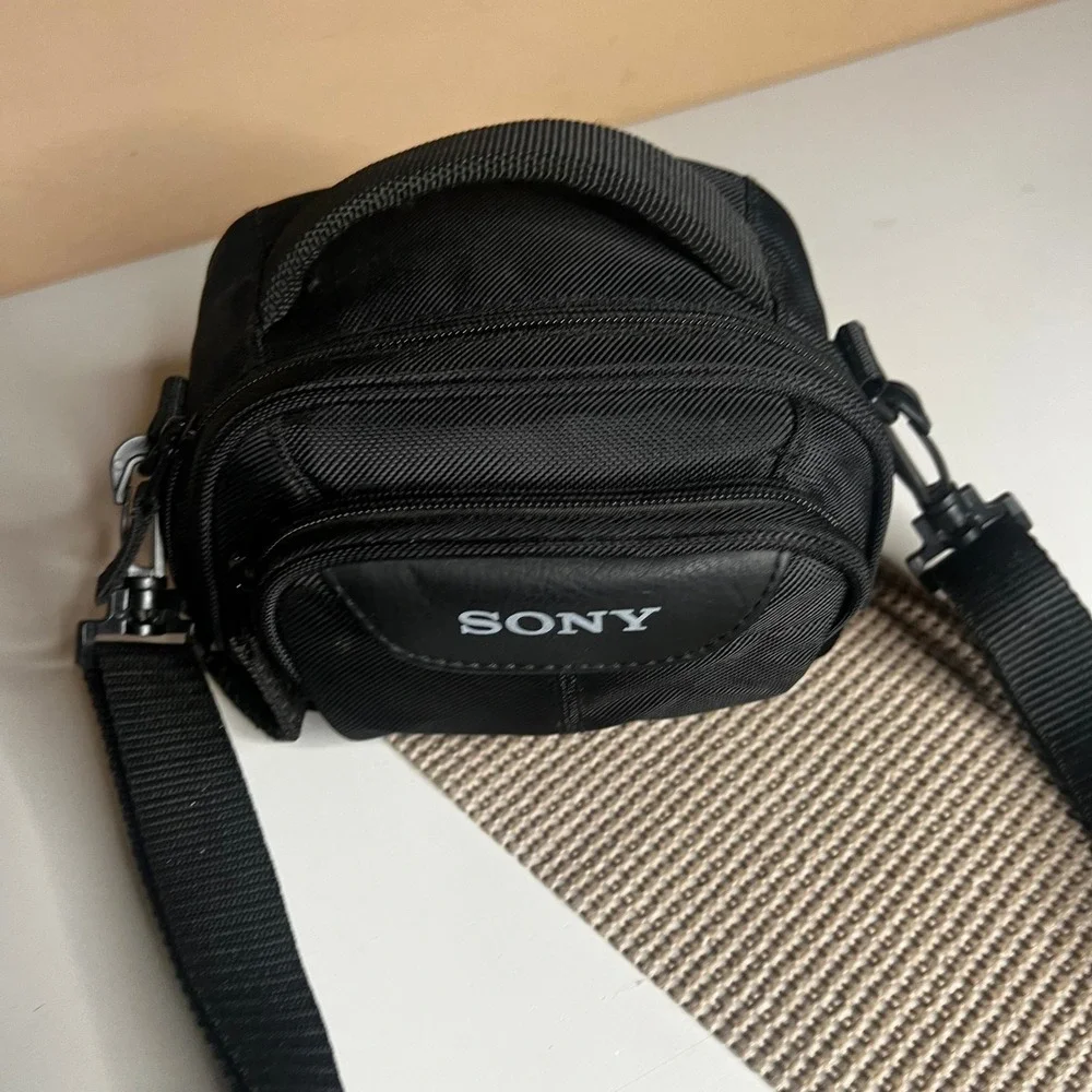 Sony LCS-VA15 Black Compact Camera Bag Shoulder Strap Case Accessory Pouch